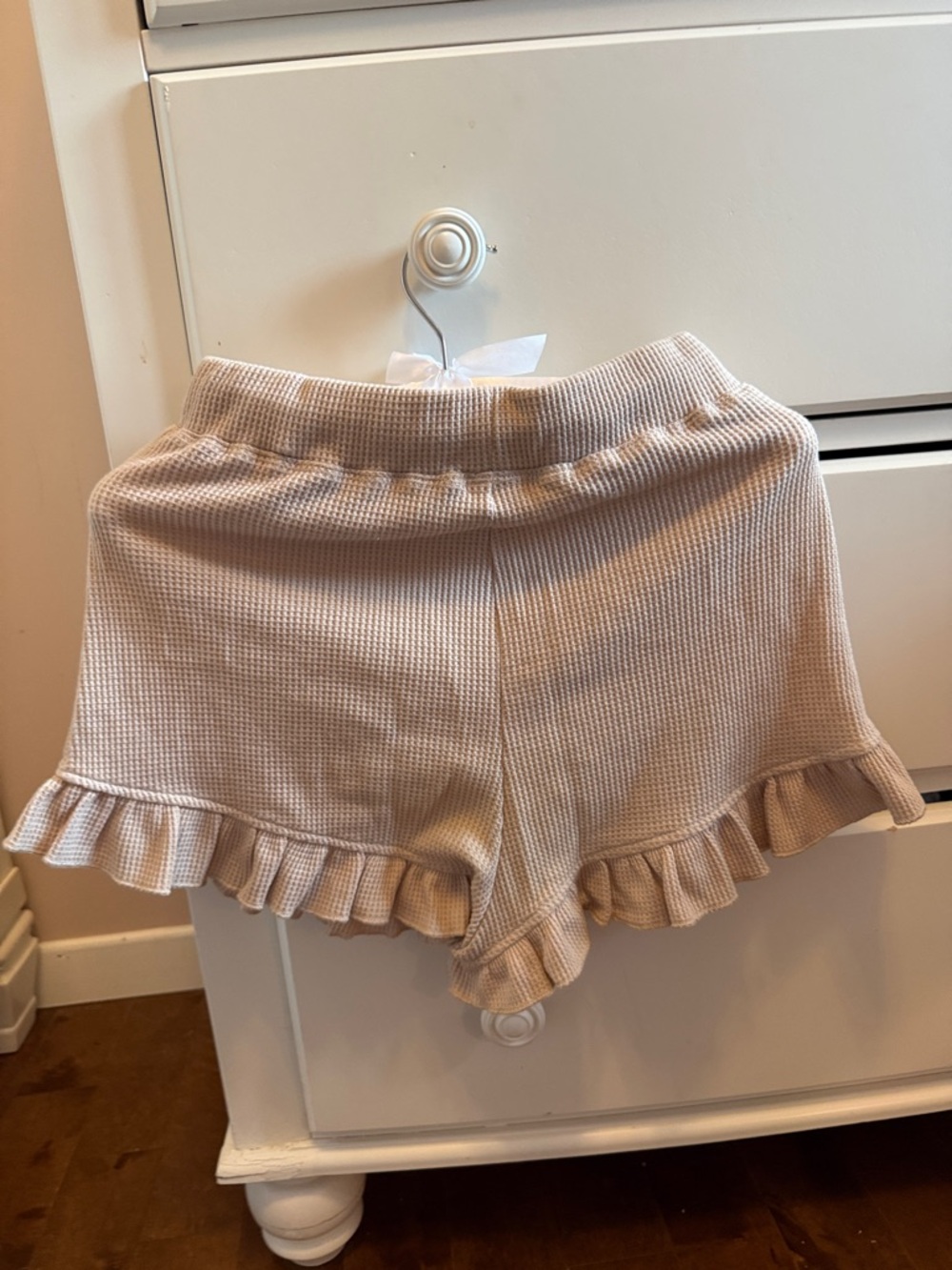 Princess Polly Beige Ruffle Lounge Shorts - Picture 2 of 3
